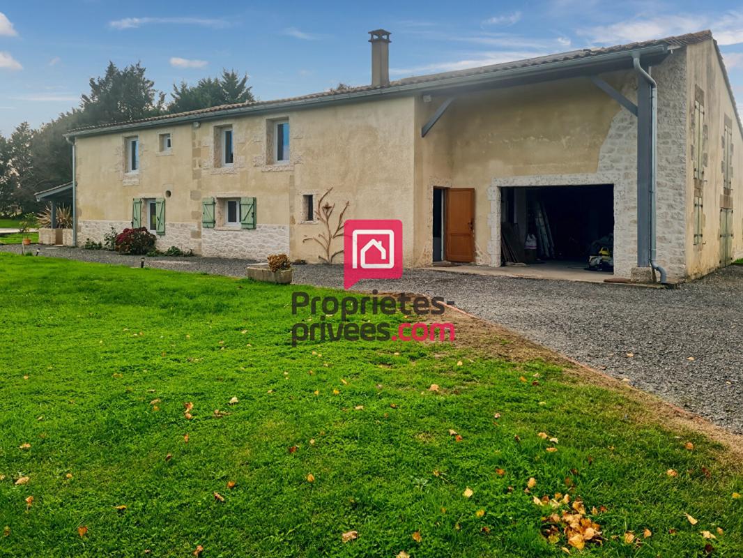 SAVIGNAC Maison à savignac 5 chambres et piscine 2