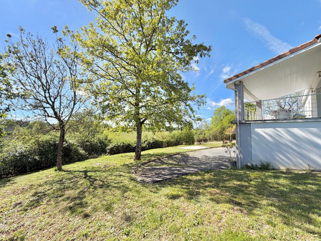 SAINT-PIERRE-LAFEUILLE Saint Pierre Lafeuille Maison 4 chambres sur 1000 m² de terrain 3