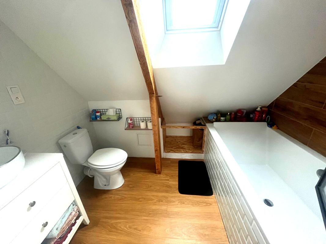 MINIAC-MORVAN Maison Miniac Morvan 4 pièce(s) 72 m2, terrain 661M² 8