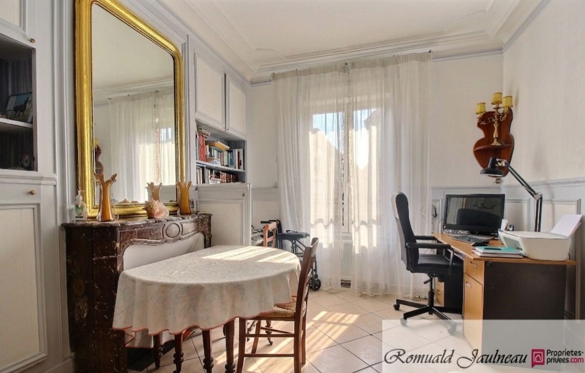 BROU Immeuble Brou 3 logements total de 246 m2 hab 9