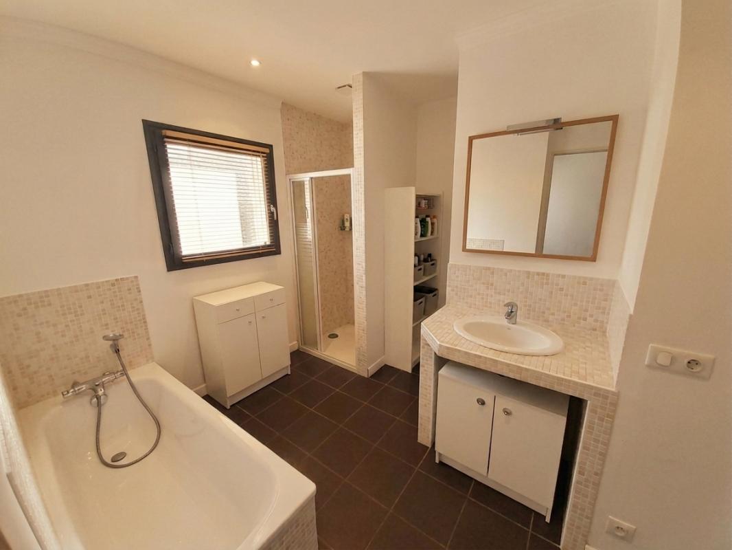 CAHORS 46000 - Cahors Maison 4 chambres avec studio sur 1200 m² avec garage 11