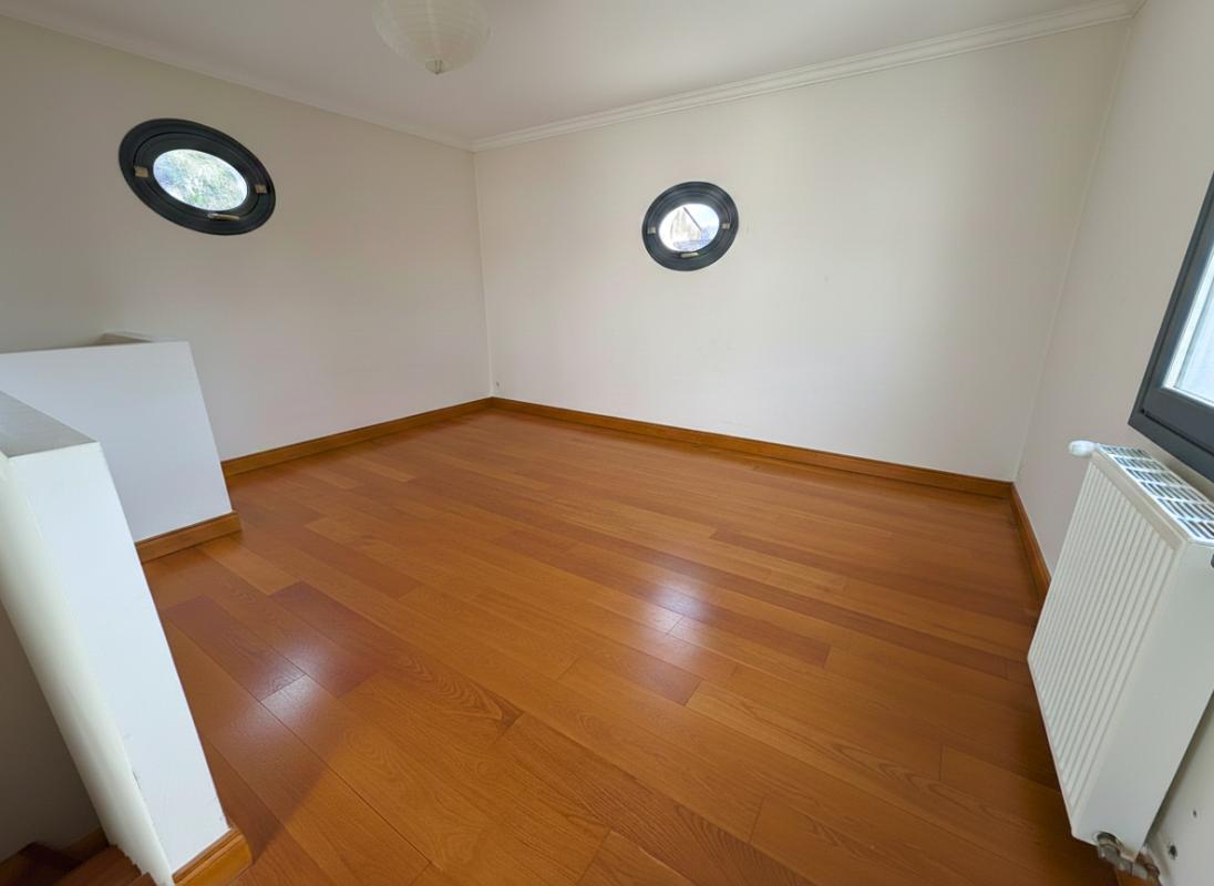 CAHORS 46000 - Cahors Maison 4 chambres avec studio sur 1200 m² avec garage 12