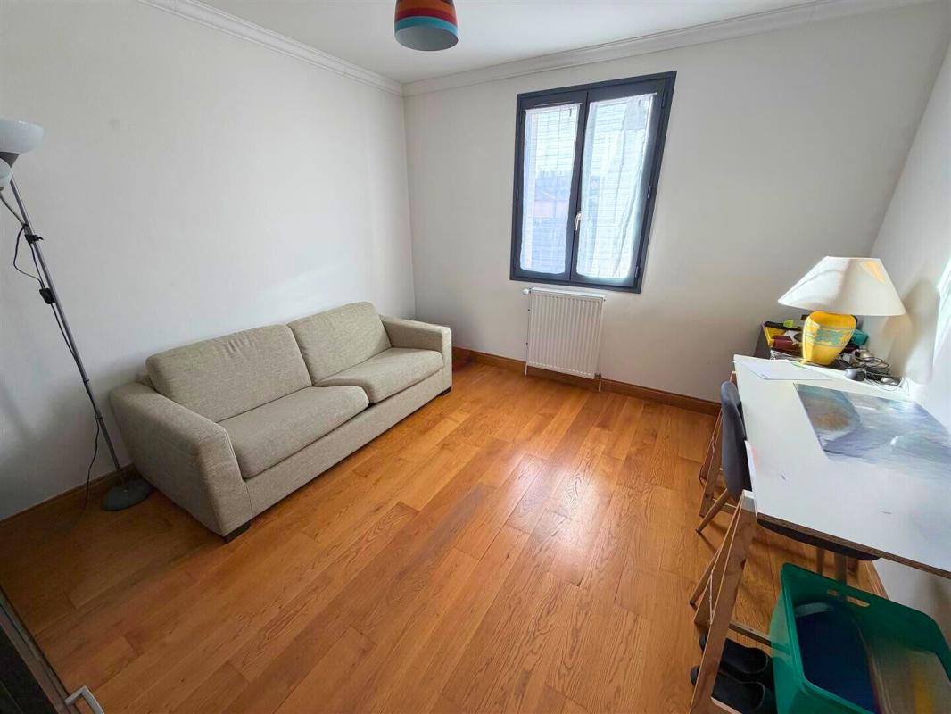 CAHORS 46000 - Cahors Maison 4 chambres avec studio sur 1200 m² avec garage 9