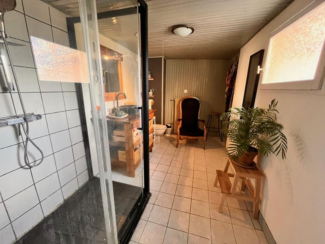 LES ROCHES-DE-CONDRIEU Maison 136 m² sur terrain de 1100 m² - Les Roches de Condrieu 9