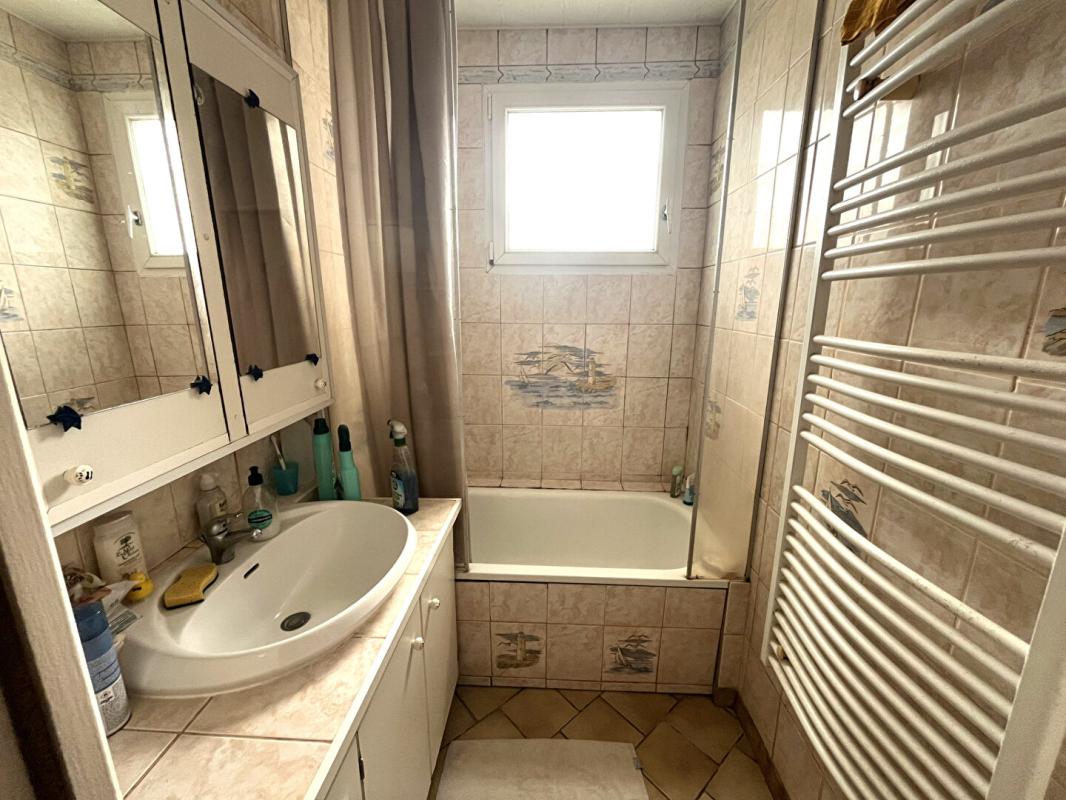 ETREPAGNY PROCHE GISORS Longère 4 chambres 110 M2 11