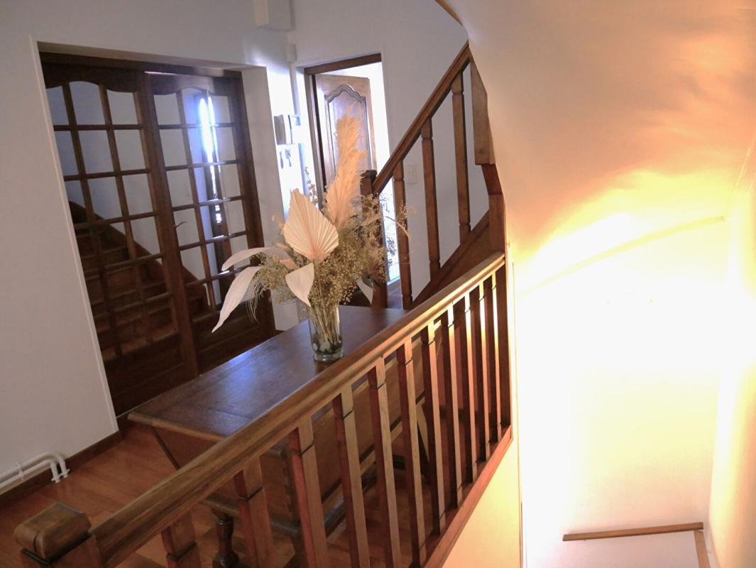 GOURNAY-EN-BRAY APPARTEMENT CENTRE DE Gournay En Bray 4 CHAMBRES 140 m2 15