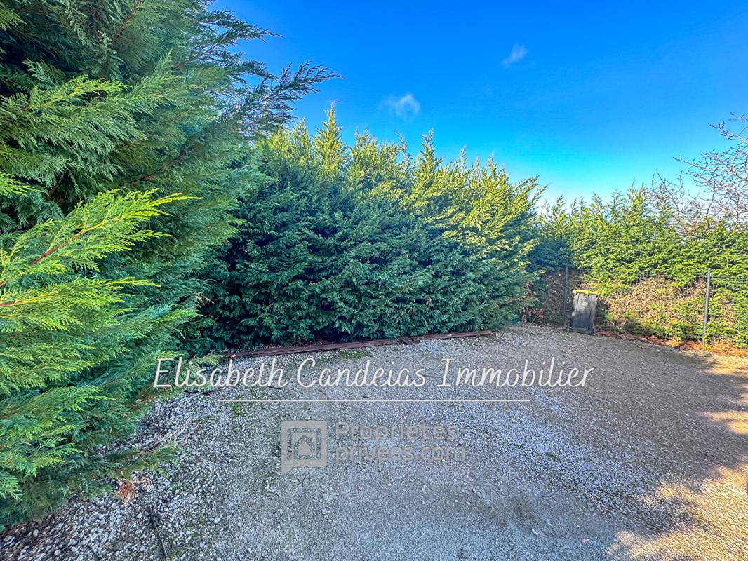 LAPEYROUSE-FOSSAT MAISON T4 Centre Lapeyrouse au calme et sans vis à vis 11