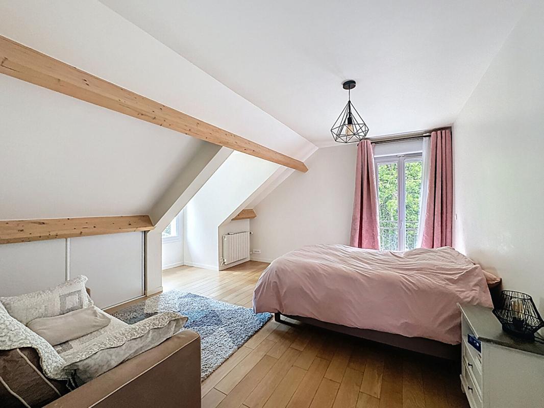IGNY PROPRIÉTÉ D'EXCEPTION -  241m2 -  SPA PRIVATIF  - SANS VIS-À-VIS  DPE C - LISIÈRE DU BOIS 14