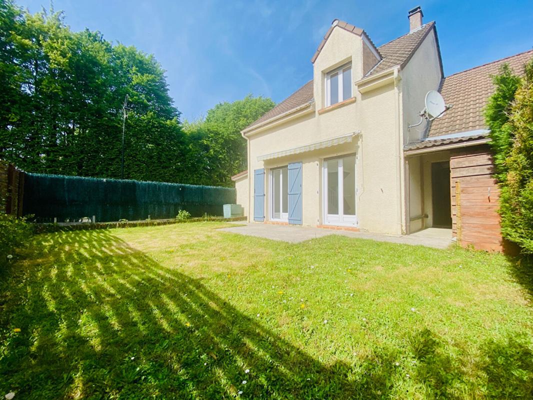 CROISSY-BEAUBOURG Maison Croissy Beaubourg 4 pièce(s) 81 m2 1