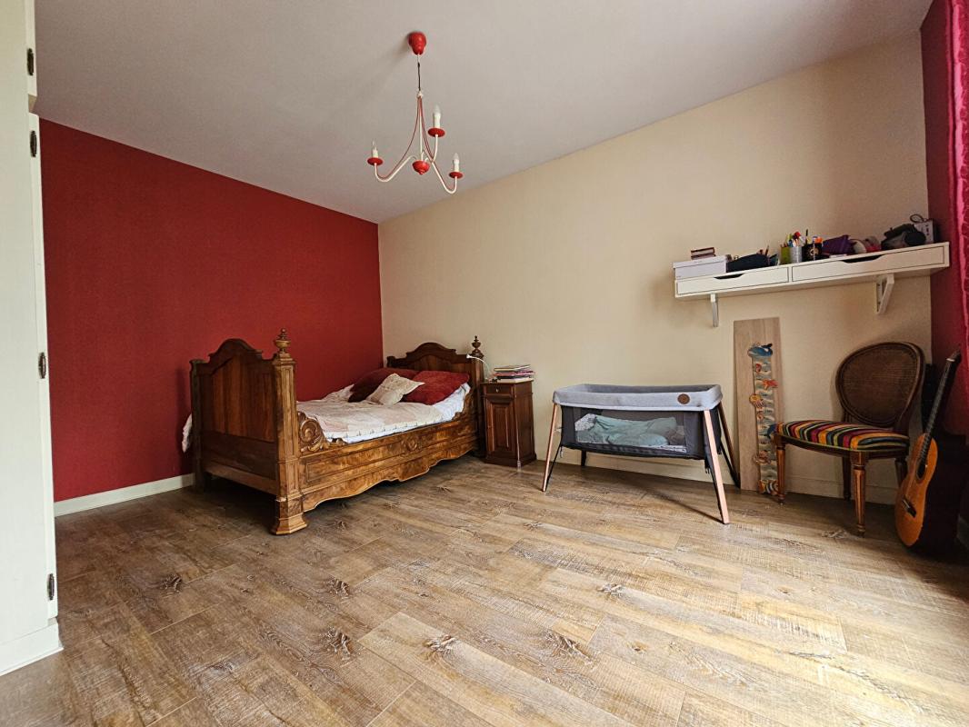 BEAUCHAMP DEMEURE D'EXCEPTION * QUARTIER PRISÉ DE LA CHASSE * 12