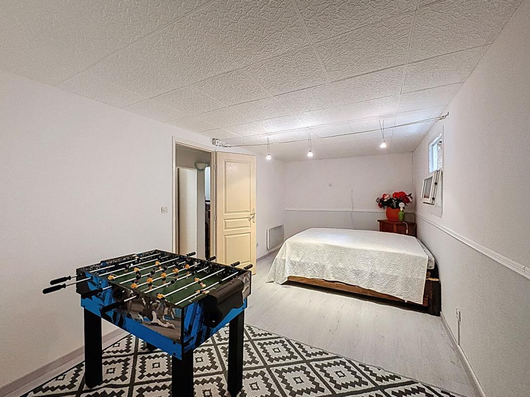 MANOSQUE Maison de caractère, grands volumes à Manosque 13