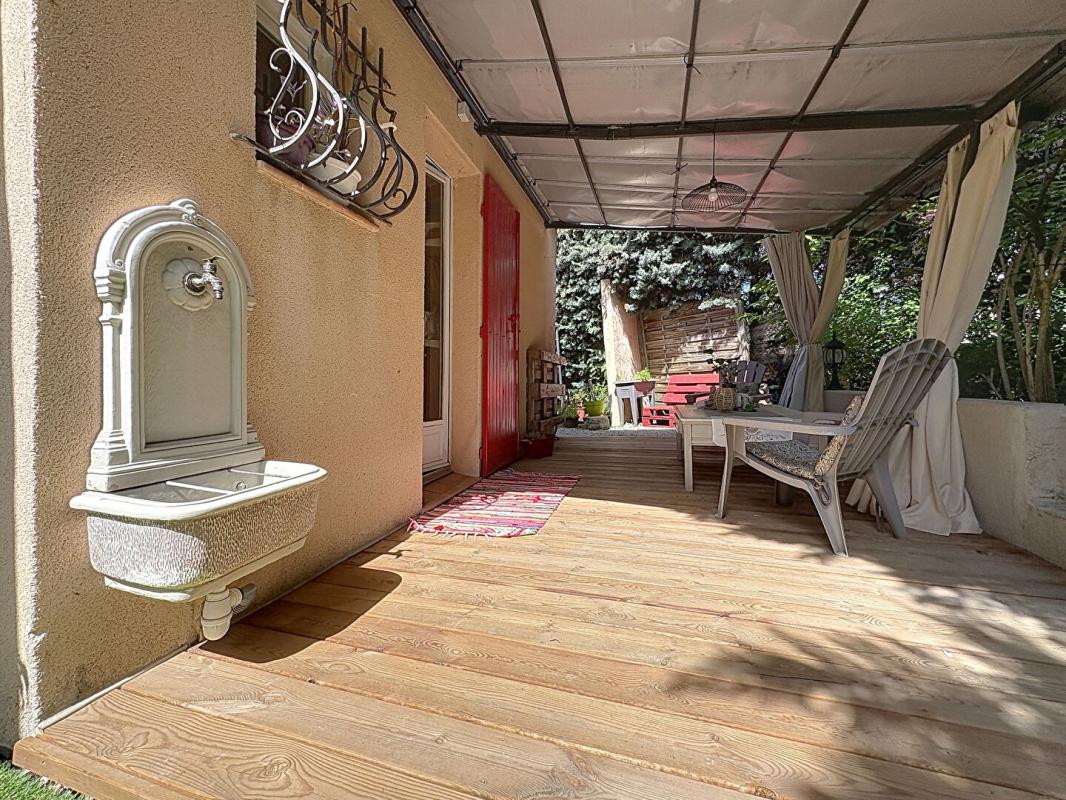 MANOSQUE Maison de caractère, grands volumes à Manosque 7