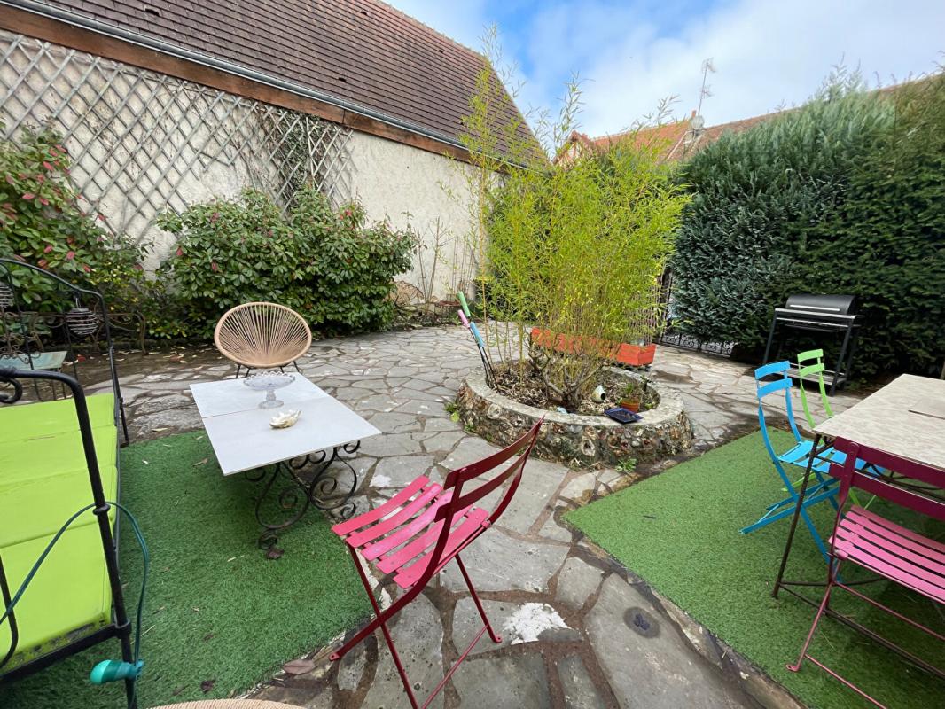 MAINTENON 28130 MAINTENON 80 m2 terrain 175 m2 13