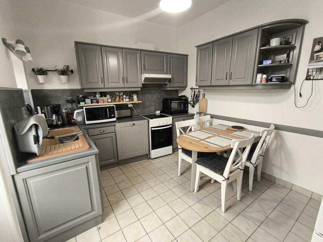 ALENCON Maison centre ville avec garage et jardin 8