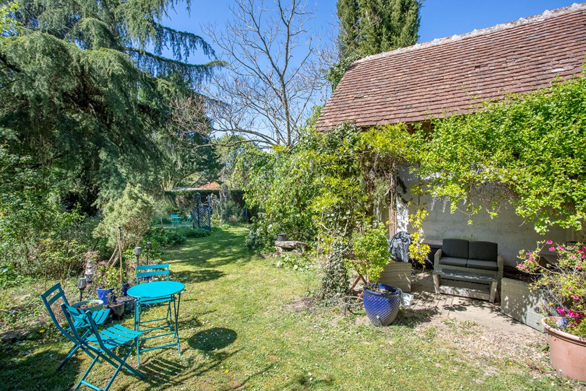 SAINT-GEORGES-SUR-LA-PREE Propriété de loisirs Saint Georges Sur La Prée 6 pièces 115 m2 10