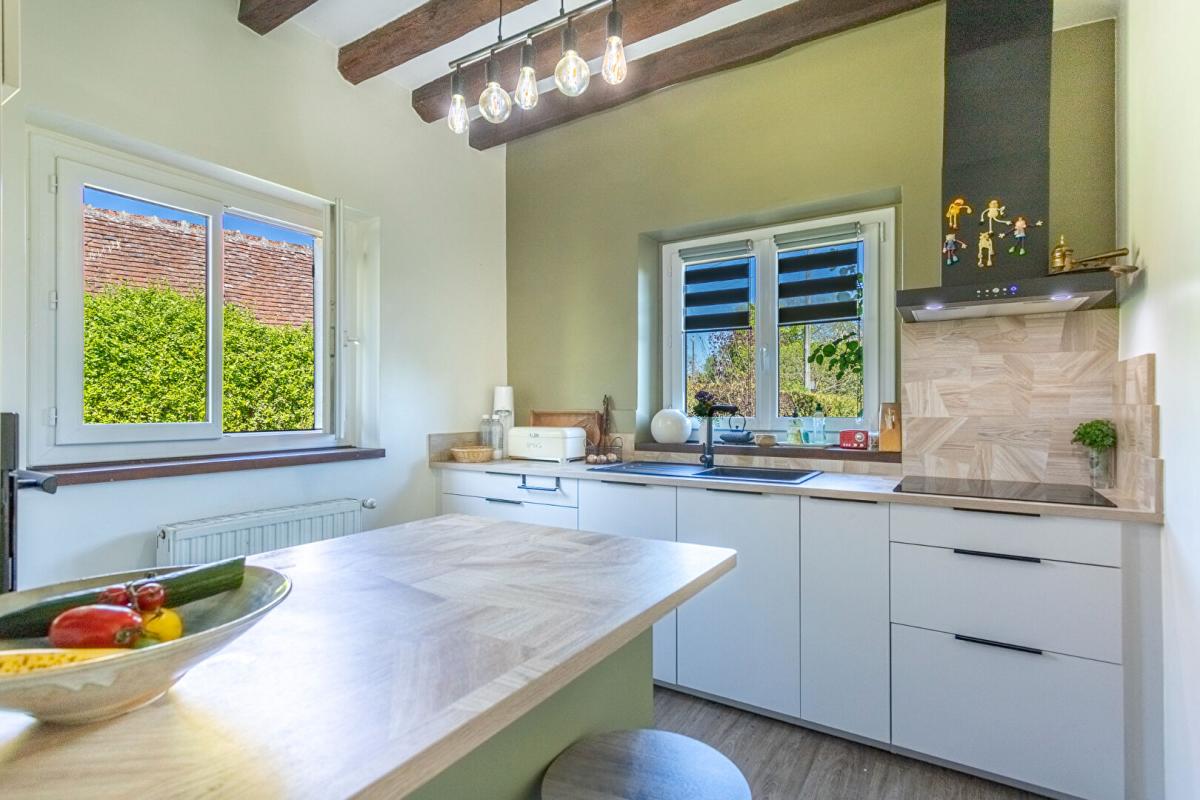 SAINT-GEORGES-SUR-LA-PREE Propriété de loisirs Saint Georges Sur La Prée 6 pièces 115 m2 3