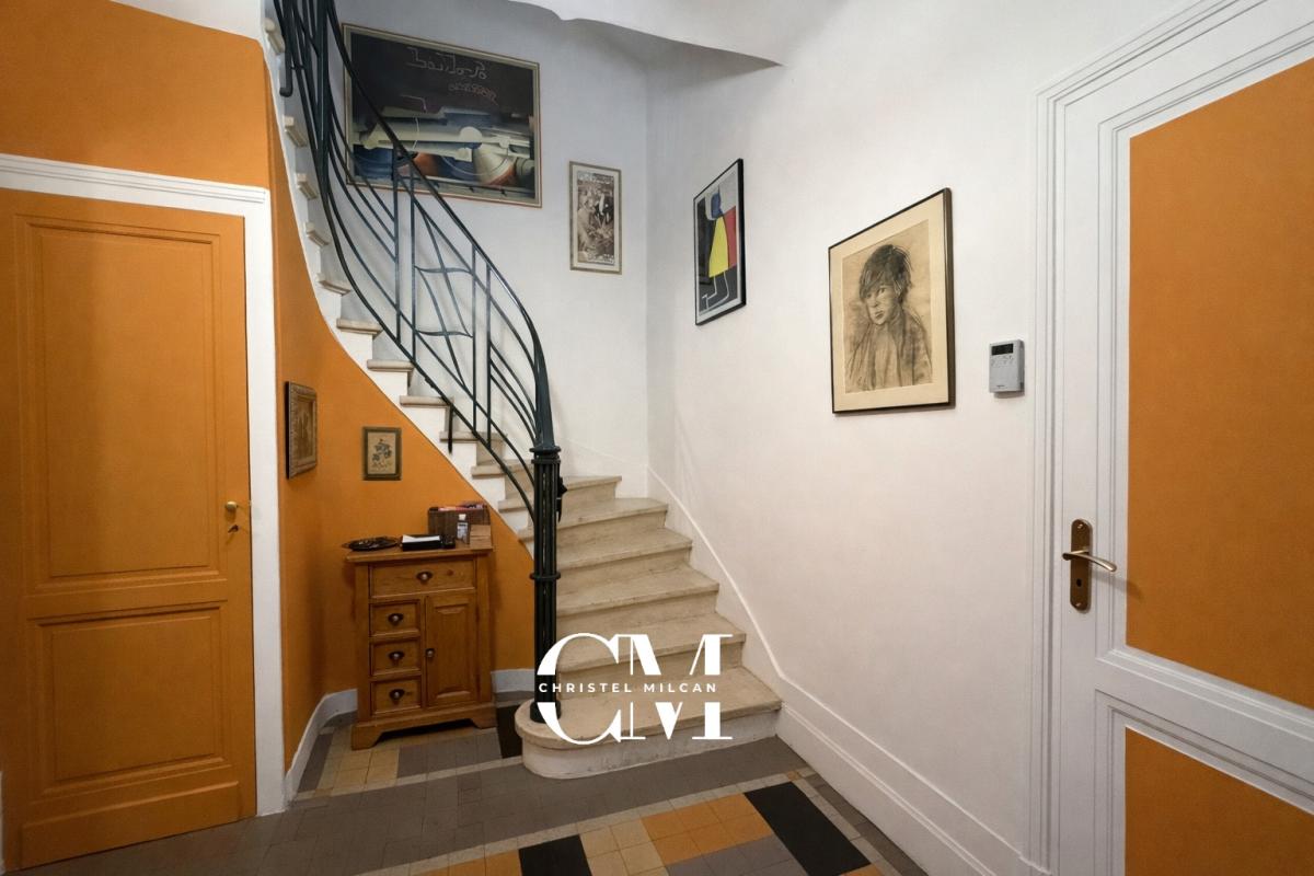 BORDEAUX Maison Bordeaux Lescure 7 pièces 270 m2, 2 garages, jardin 3