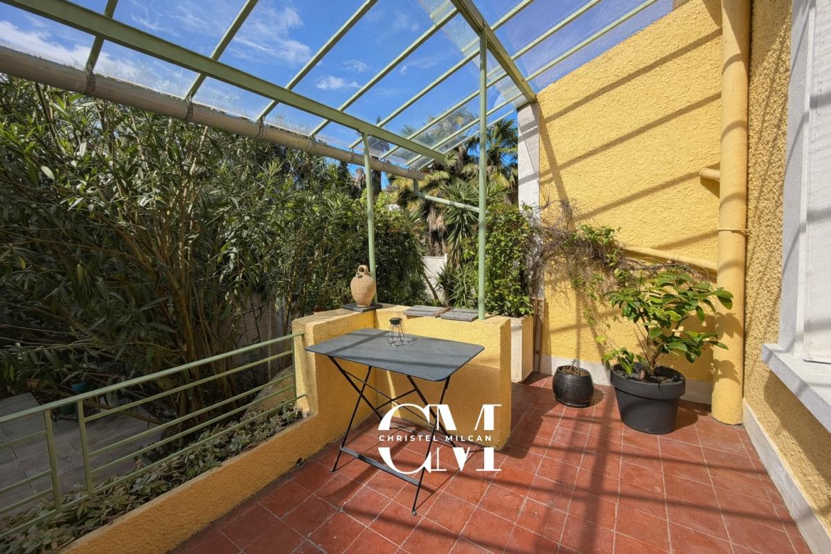 BORDEAUX Maison Bordeaux Lescure 7 pièces 270 m2, 2 garages, jardin 4