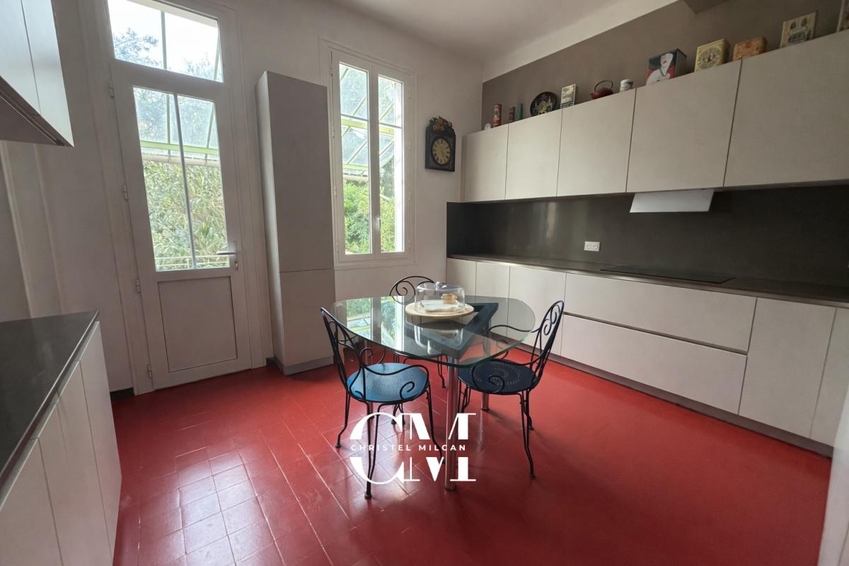 BORDEAUX Maison Bordeaux Lescure 7 pièces 270 m2, 2 garages, jardin 8