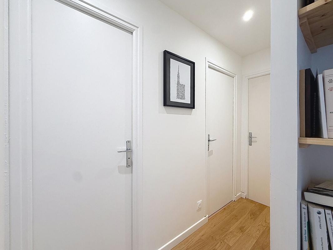 VANNES Appartement T3 dernier étage avec vue dégagée. Rénové par un architecte. Vannes Quartier Albert 1er Trussac 10