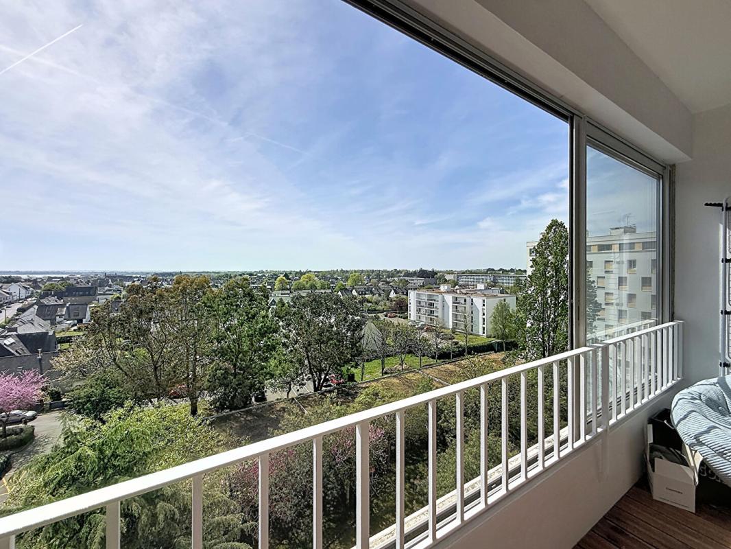VANNES Appartement T3 dernier étage avec vue dégagée. Rénové par un architecte. Vannes Quartier Albert 1er Trussac 5