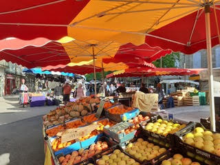 PéZENAS Appartement 74 m2 gd garage et local 70m² 15