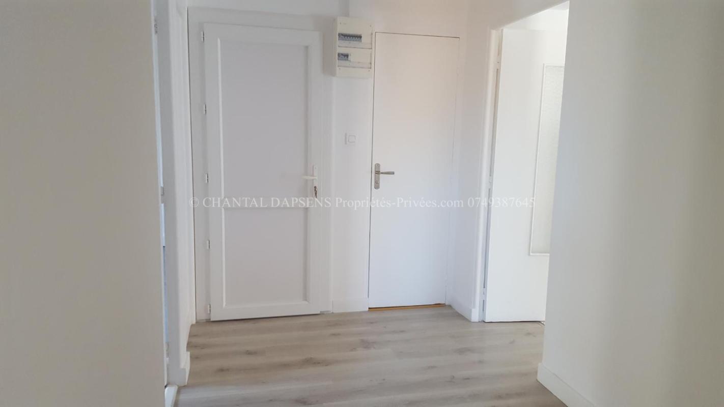 PéZENAS Appartement 74 m2 gd garage et local 70m² 4