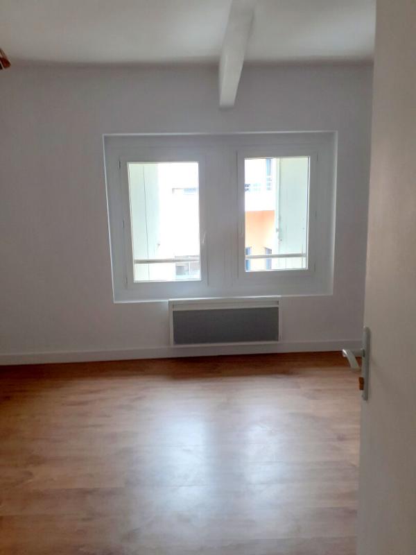 PéZENAS Appartement 74 m2 gd garage et local 70m² 8