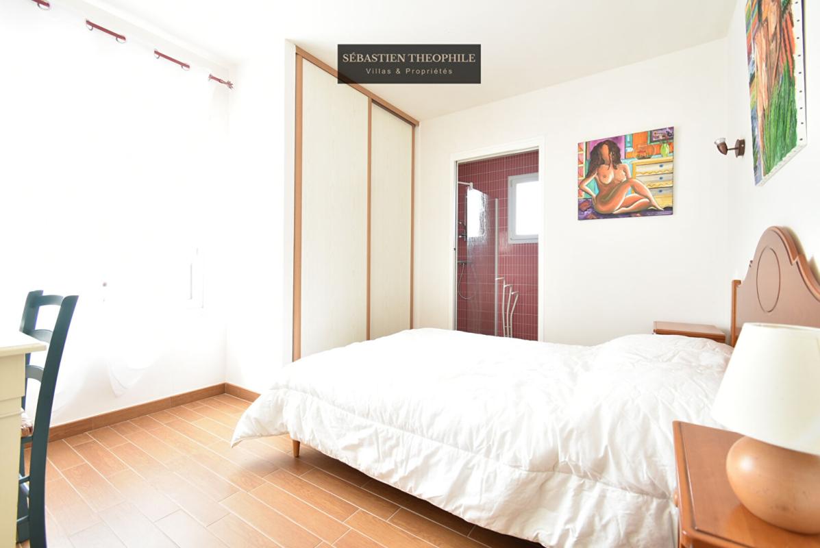 SAINT-JEAN-DE-MONTS Maison T7 Prestige avec annexes et dépendance 11