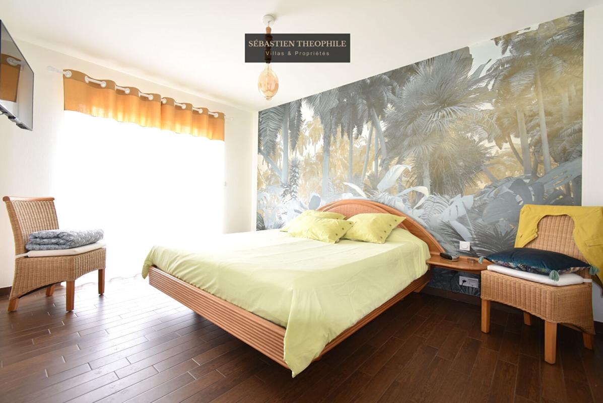 SAINT-JEAN-DE-MONTS Maison T7 Prestige avec annexes et dépendance 9