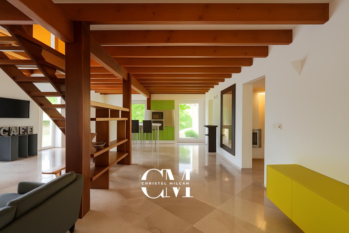 MONTPON-MENESTEROL Maison Montpon Menesterol 7 pièces 339 m2 sur une parcelle de 6400 m² piscine 5