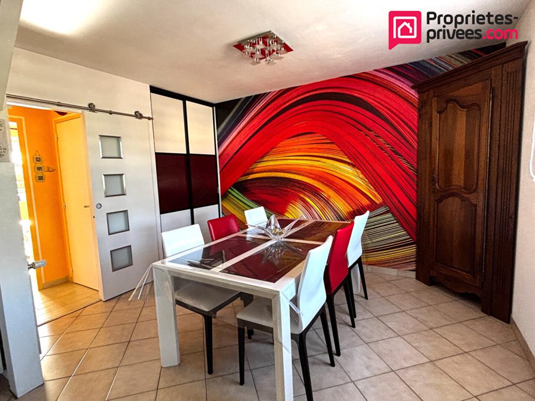 NEUVILLE-SUR-SARTHE Maison indépendante 6 pièce(s), 114 m2, Neuville Sur Sarthe 3