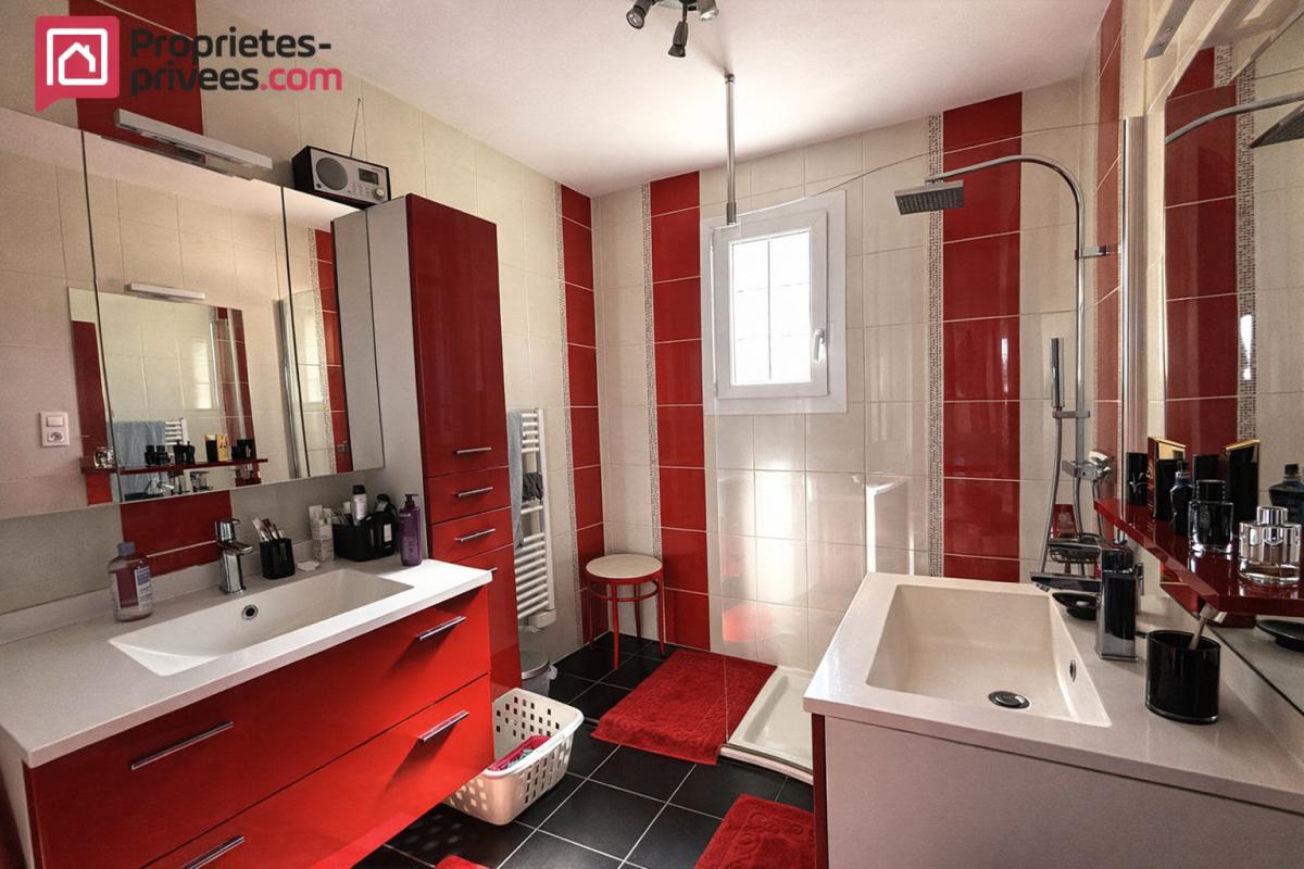 NEUVILLE-SUR-SARTHE Maison indépendante 6 pièce(s), 114 m2, Neuville Sur Sarthe 7