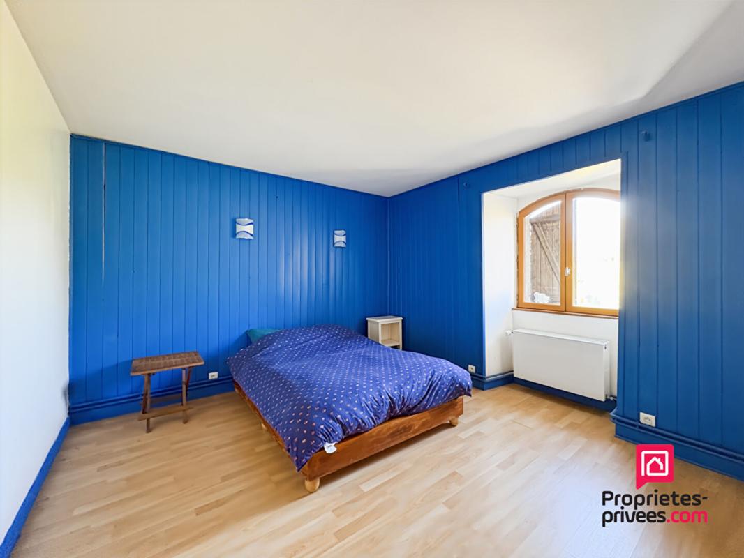 SEMUR-EN-AUXOIS Maison Semur En Auxois 8 pièce(s) 234 m2 5