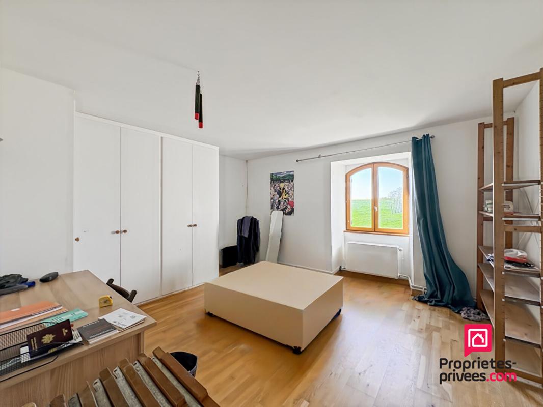 SEMUR-EN-AUXOIS Maison Semur En Auxois 8 pièce(s) 234 m2 6