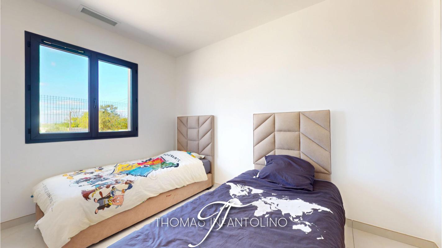 LAVALETTE EN EXCLUSIVITE - PLAIN PIED - 3 CHAMBRES - 1 SUITE PARENTALE - SALLE DE BAIN - SALLE D'EAU - PISCINE - POOL HOUSE 15