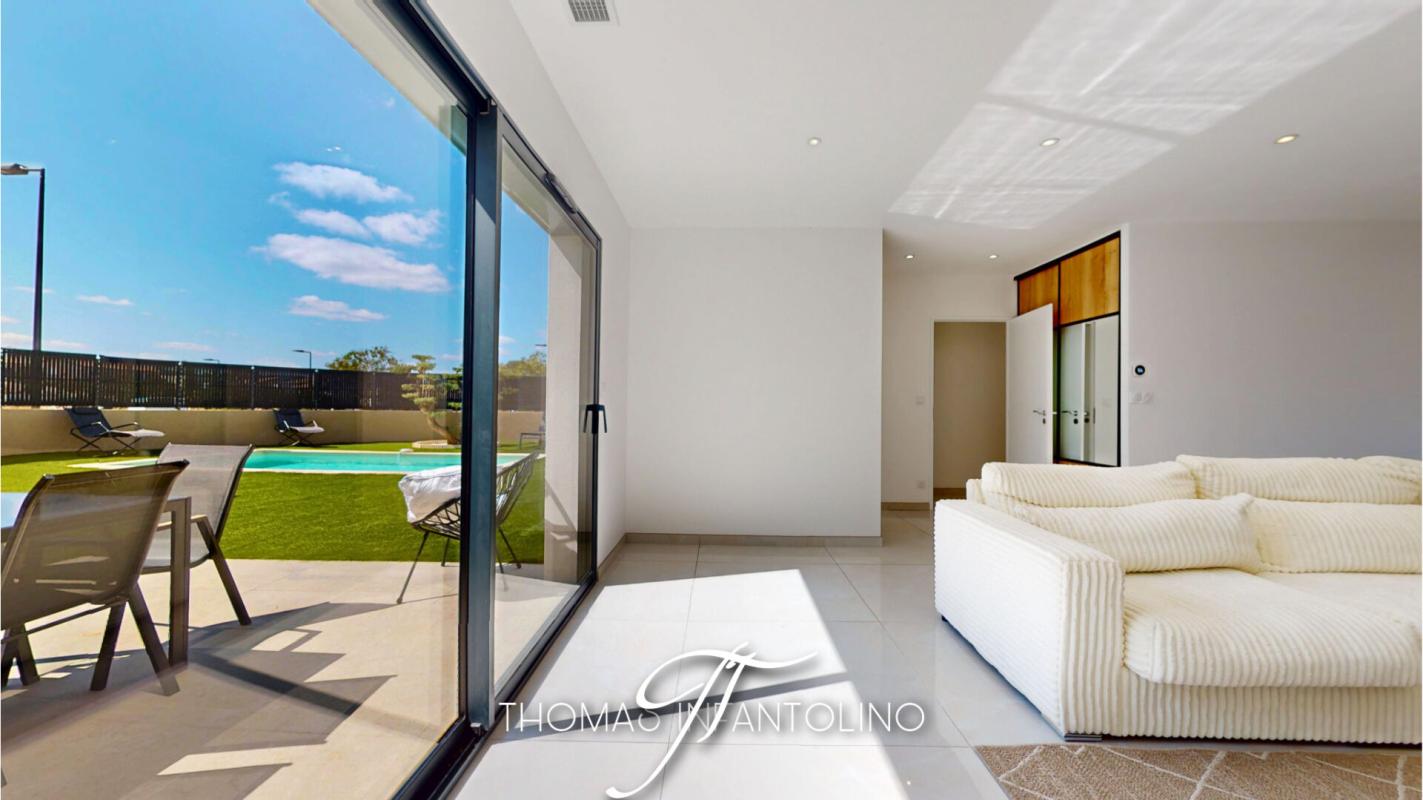 LAVALETTE EN EXCLUSIVITE - PLAIN PIED - 3 CHAMBRES - 1 SUITE PARENTALE - SALLE DE BAIN - SALLE D'EAU - PISCINE - POOL HOUSE 4