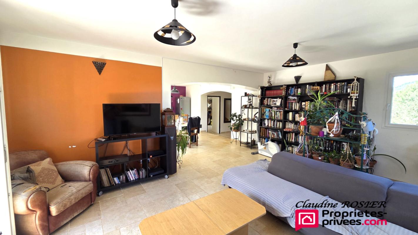 BESSE-SUR-ISSOLE Besse sur Issole Villa  6 pièce(s) 170 m2 10