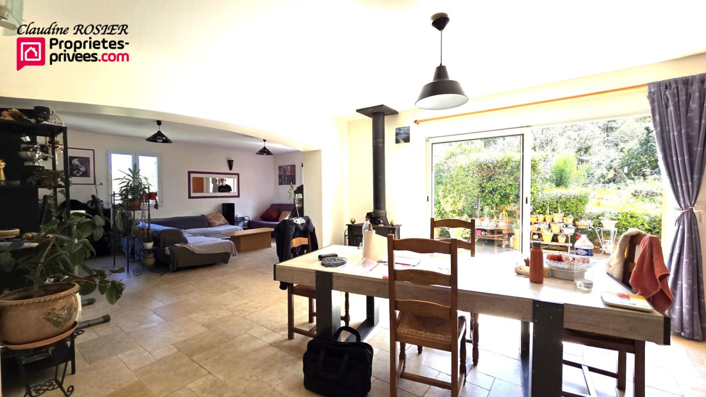 BESSE-SUR-ISSOLE Besse sur Issole Villa  6 pièce(s) 170 m2 11