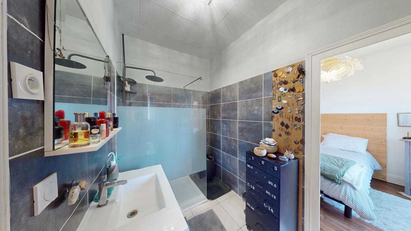 VIERZON Maison Vierzon 6 pièce(s) 137.9 m2 10