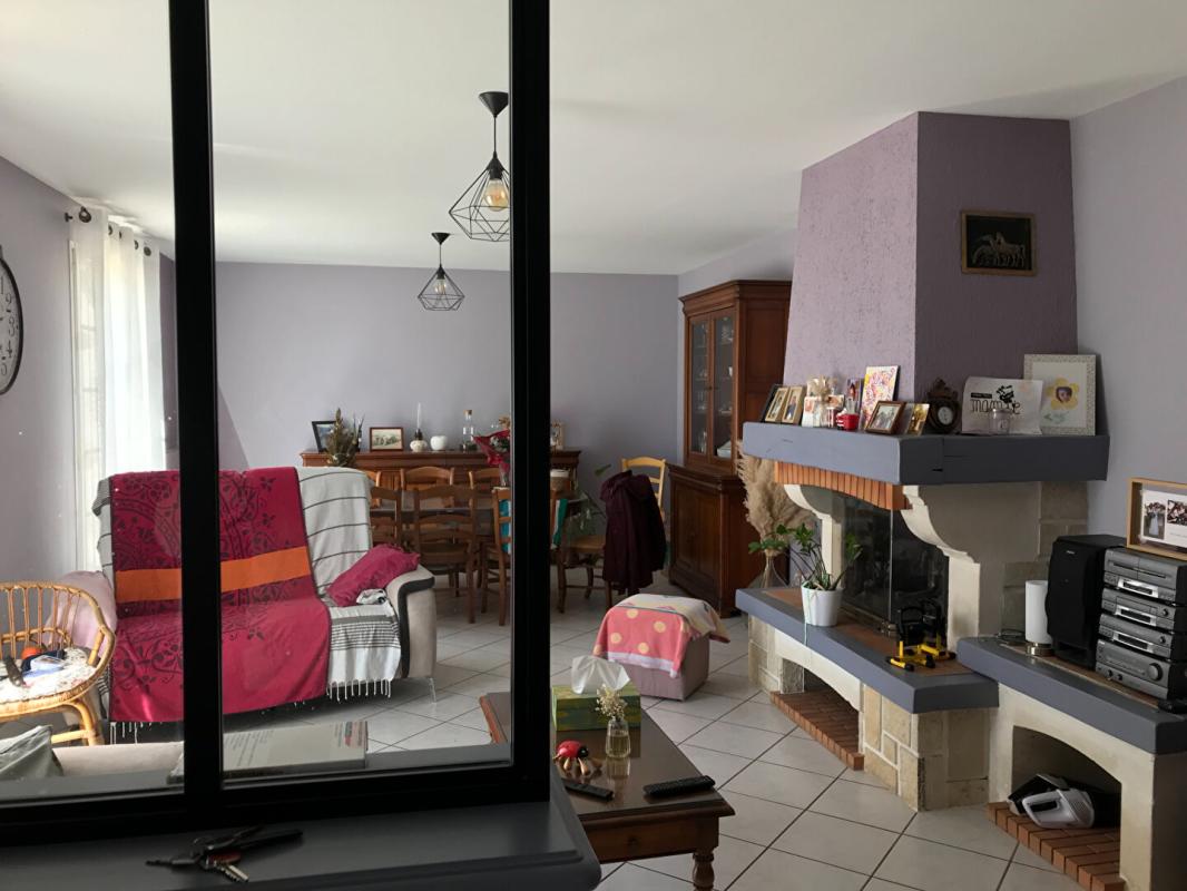 SAINT-MESMIN Maison Saint Mesmin (85700) 4 chambres 1