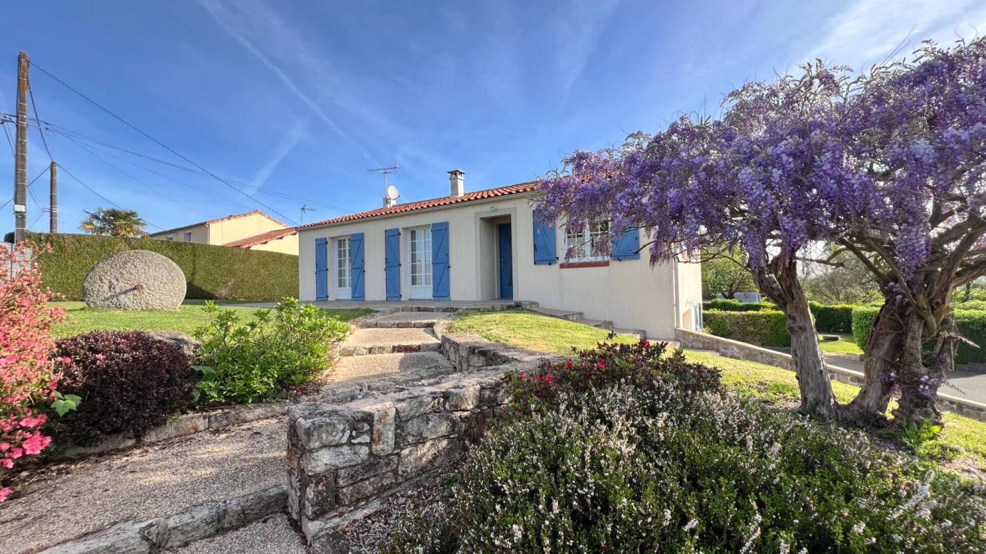 SAINT-MESMIN Maison Saint Mesmin (85700) 4 chambres 5