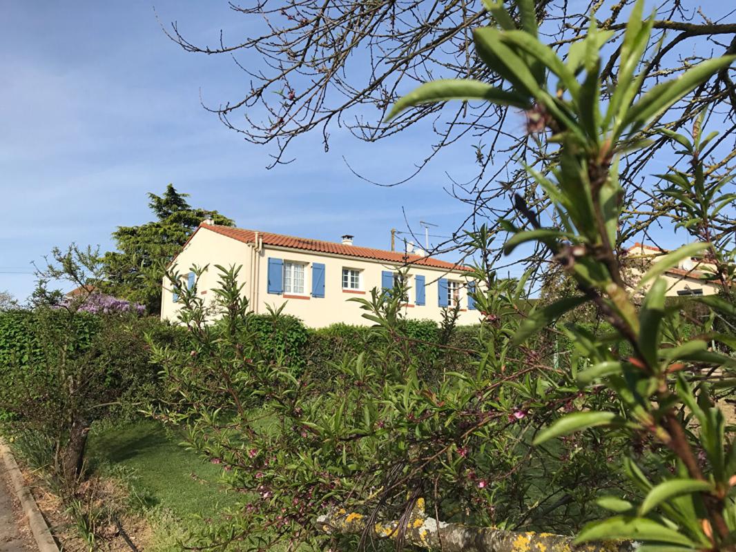 SAINT-MESMIN Maison Saint Mesmin (85700) 4 chambres 7