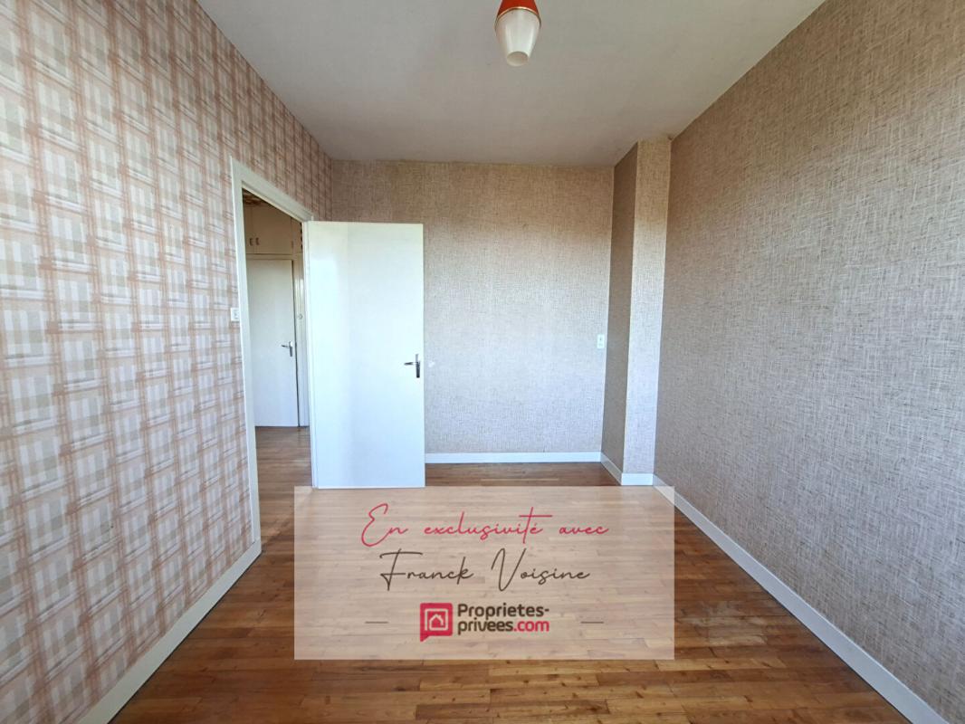 LE BOUPERE A VENDRE en EXCLUSIVITE au Boupère, centre bourg, maison de 109 m2 avec 4 chambres et 1 bureau sur une parcelle de 201 m2 14