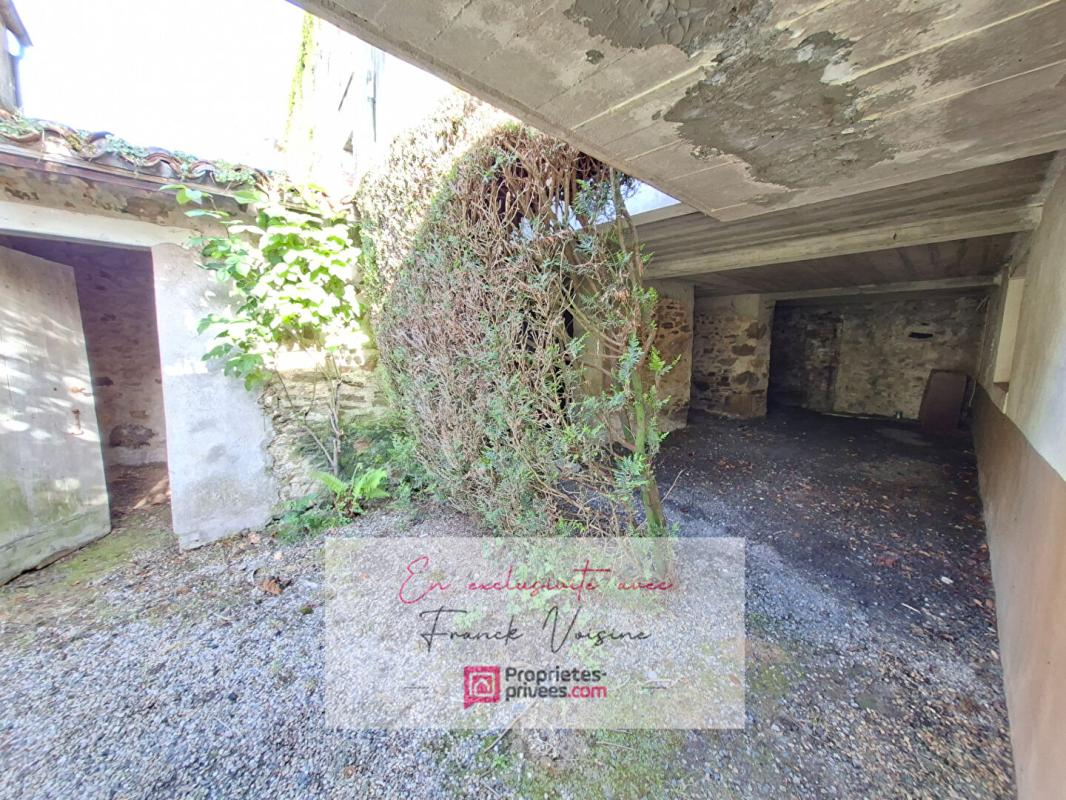 LE BOUPERE A VENDRE en EXCLUSIVITE au Boupère, centre bourg, maison de 109 m2 avec 4 chambres et 1 bureau sur une parcelle de 201 m2 15