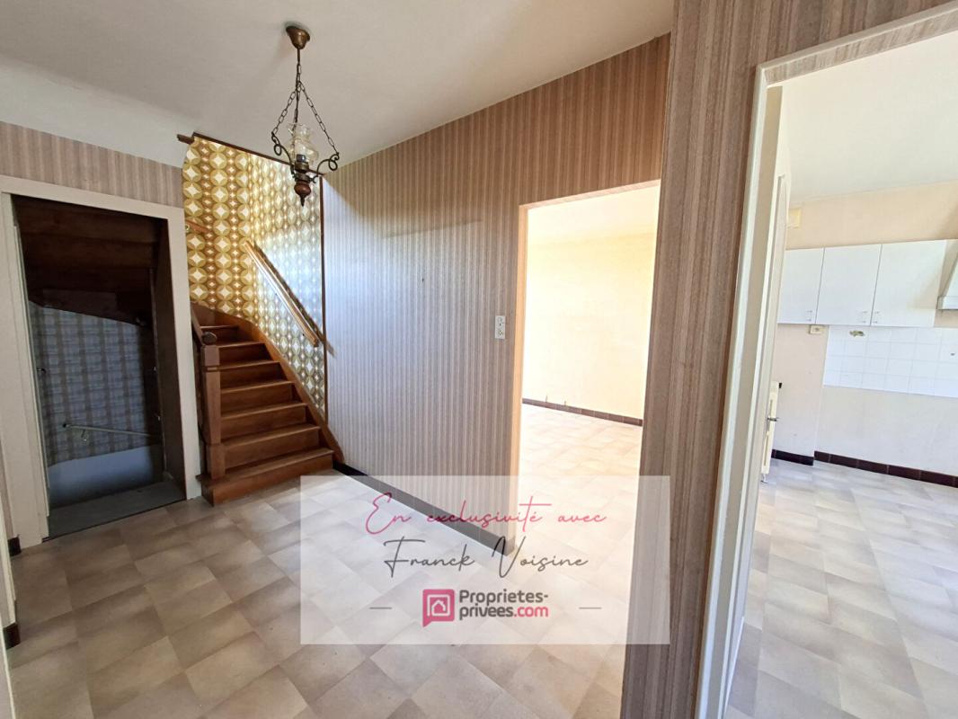 LE BOUPERE A VENDRE en EXCLUSIVITE au Boupère, centre bourg, maison de 109 m2 avec 4 chambres et 1 bureau sur une parcelle de 201 m2 17