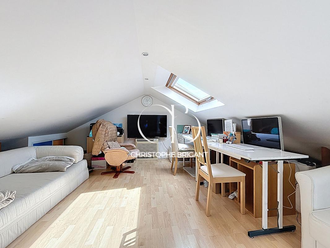 VILLEJUIF Maison Villejuif 5 pièce(s) 115 m2 14