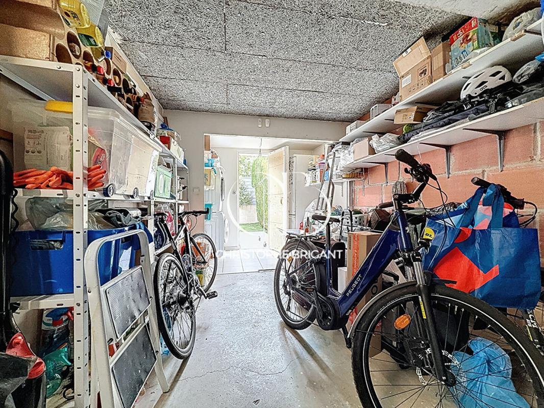 VILLEJUIF Maison Villejuif 5 pièce(s) 115 m2 16