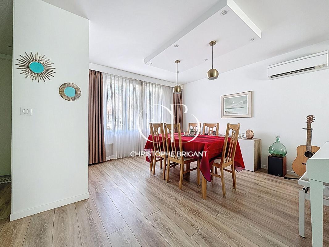 VILLEJUIF Maison Villejuif 5 pièce(s) 115 m2 7