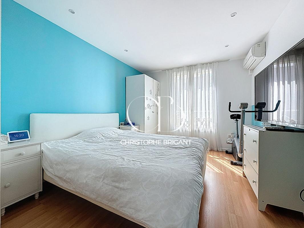 VILLEJUIF Maison Villejuif 5 pièce(s) 115 m2 8